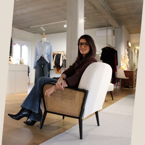 J_Portrait-9-scaled PERSONAL SHOPPER 3h 2026